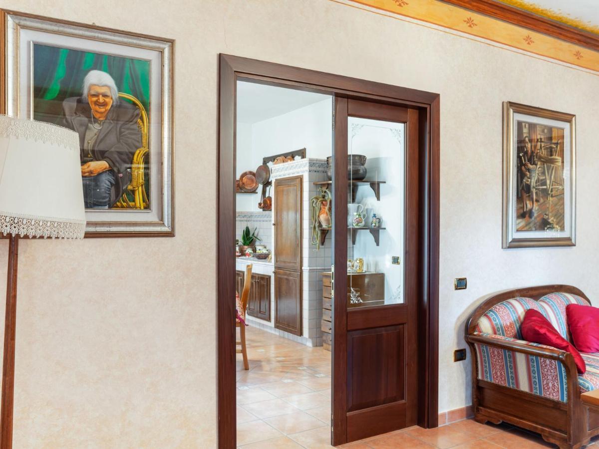 Belvilla By Oyo Villa In Tagliacozzo Ngoại thất bức ảnh