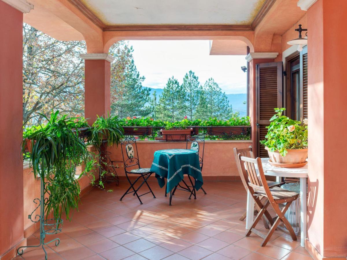 Belvilla By Oyo Villa In Tagliacozzo Ngoại thất bức ảnh